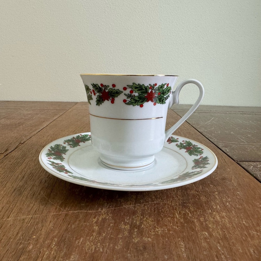 Truly Tasteful Fine China Christmas Cup & Saucer Poinsettia & Holy Berries